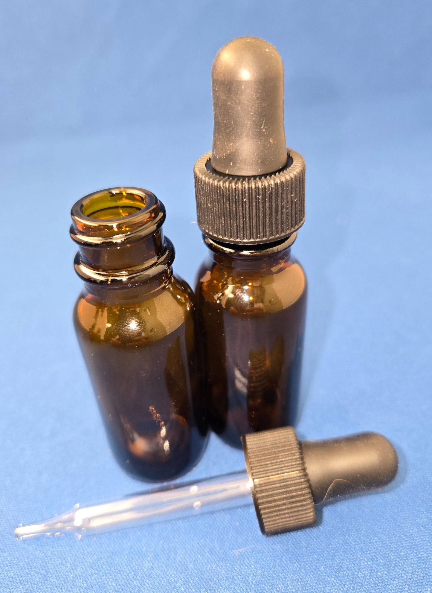 Snoot! 15 ml (1/2 oz) Amber Glass Dropper Bottle 2-Pack